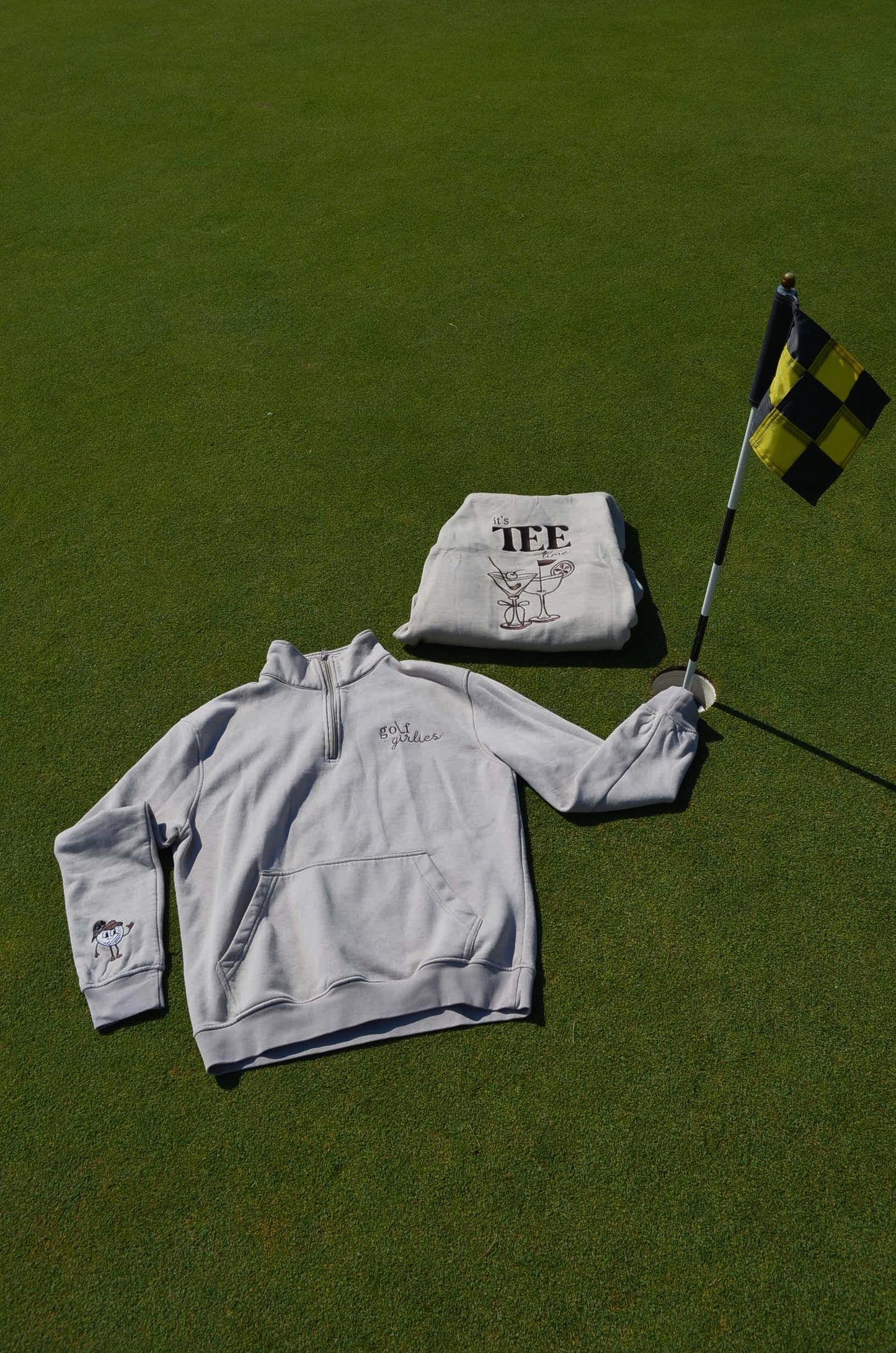 it's TEE time 1/4 neck zip