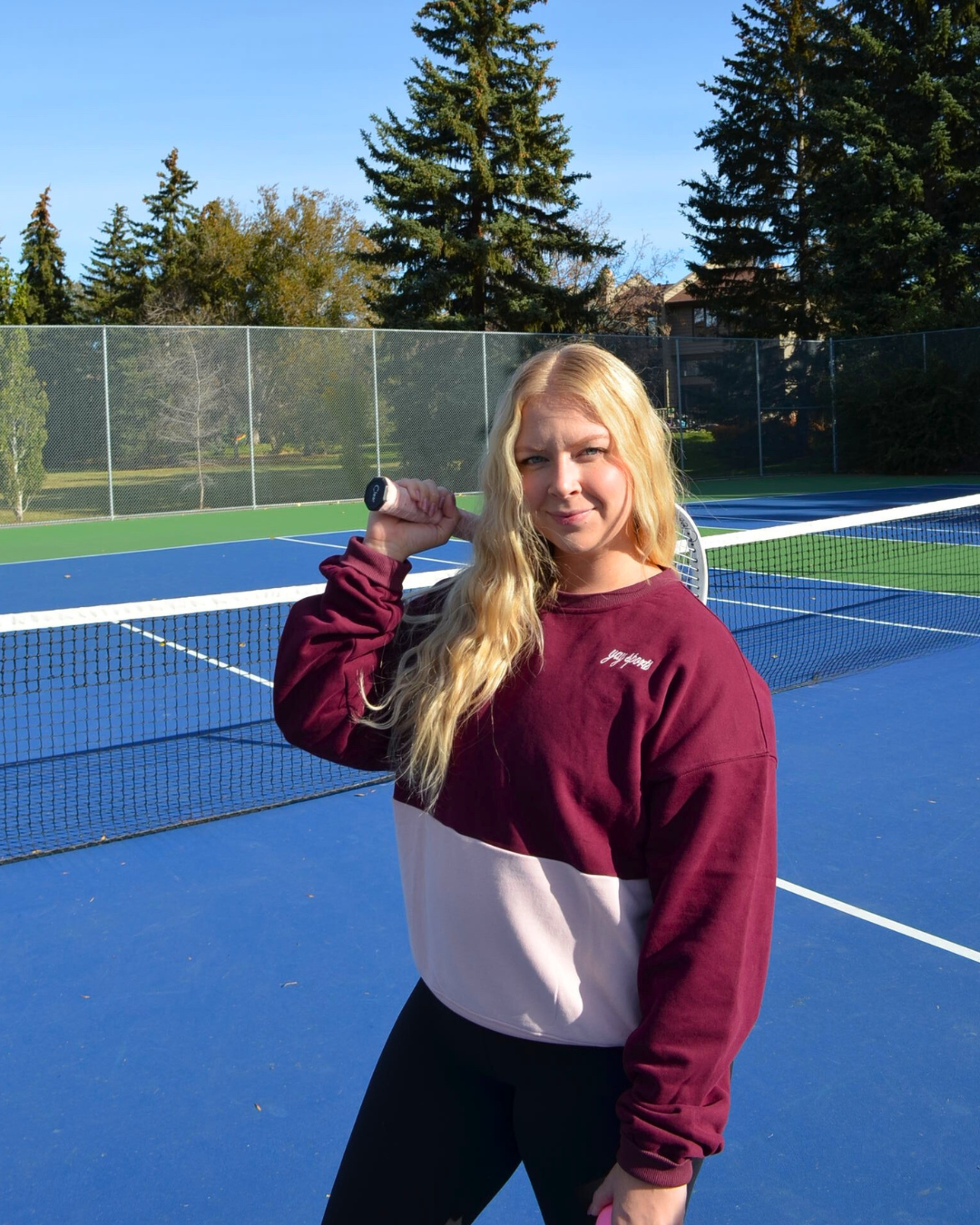 CLUB sports girlie crewneck
