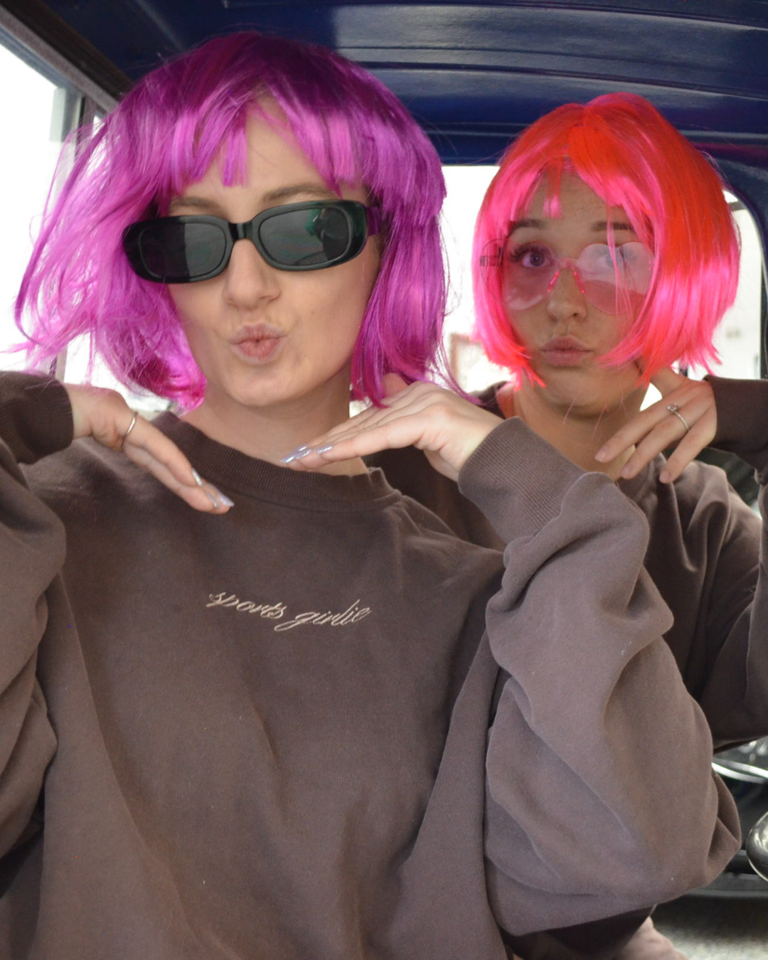 sports girlie CREWNECK SWEATSHIRT