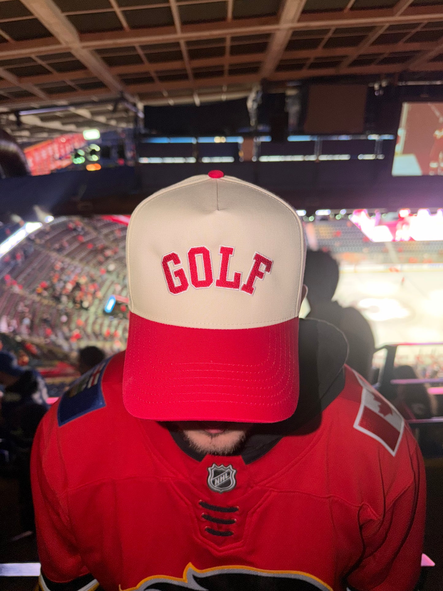 GOLF trucker hat (beige & red) unisex